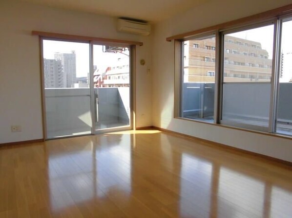 アニバーサリー第九木町通の物件内観写真